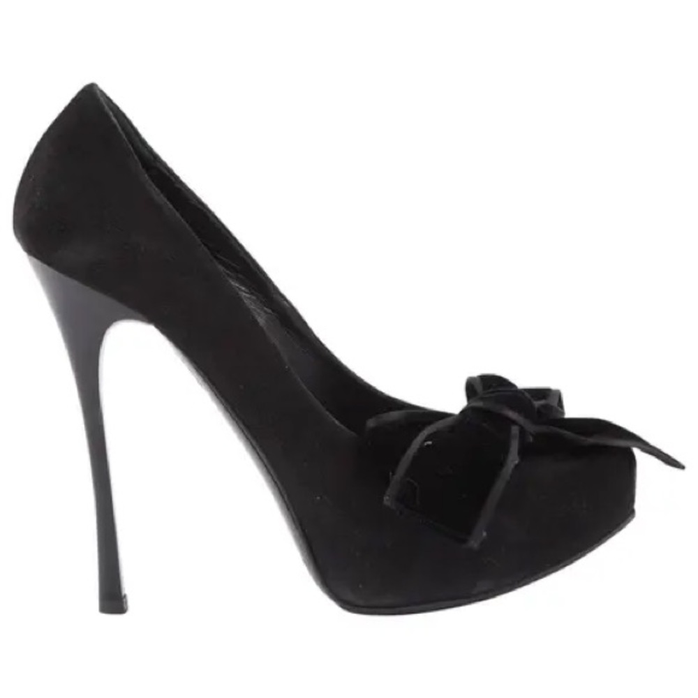 Genuine Gianmarco Lorenzi Beautiful Black suede and velvet Court Shoe